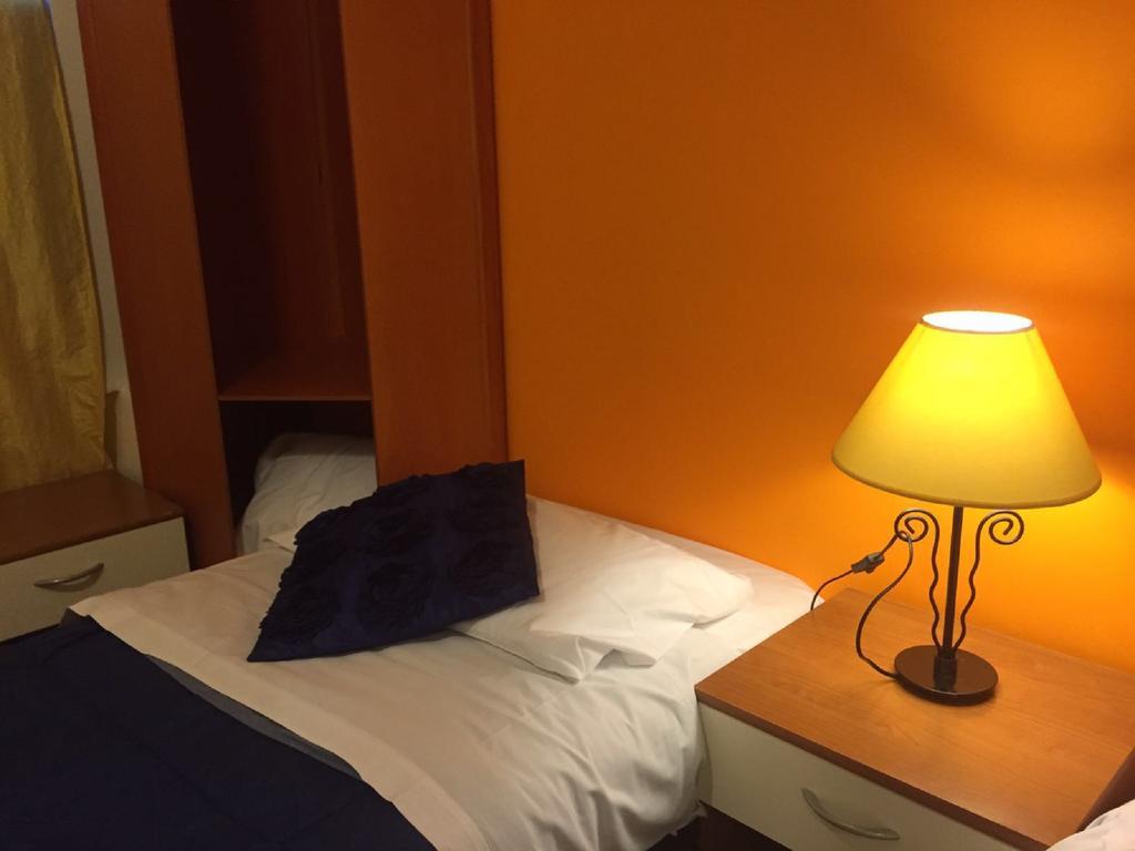 Moon House B&B Cagliari Extérieur photo