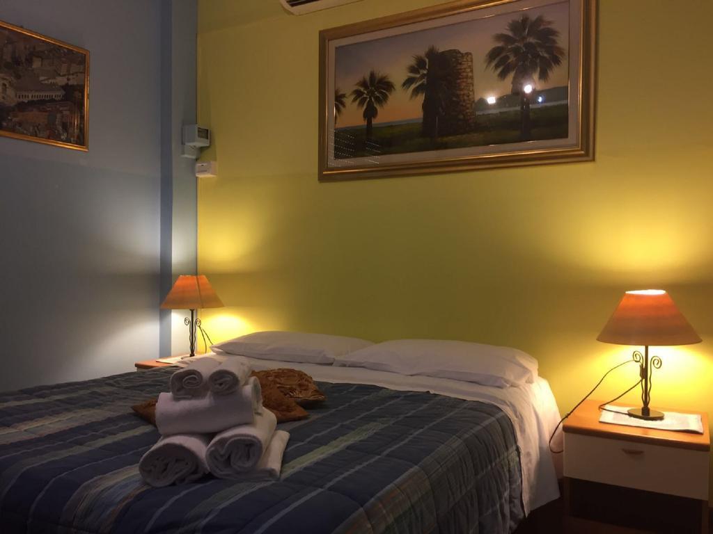 Moon House B&B Cagliari Extérieur photo